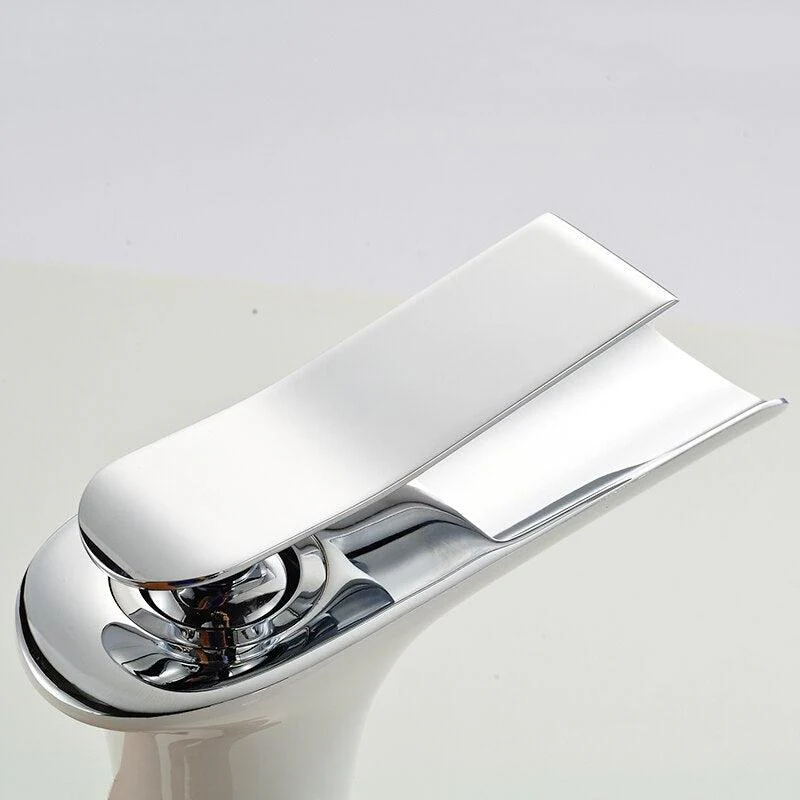 Küchenarmatur aus Messing – Elegant, widerstandsfähig & funktional - Image 5