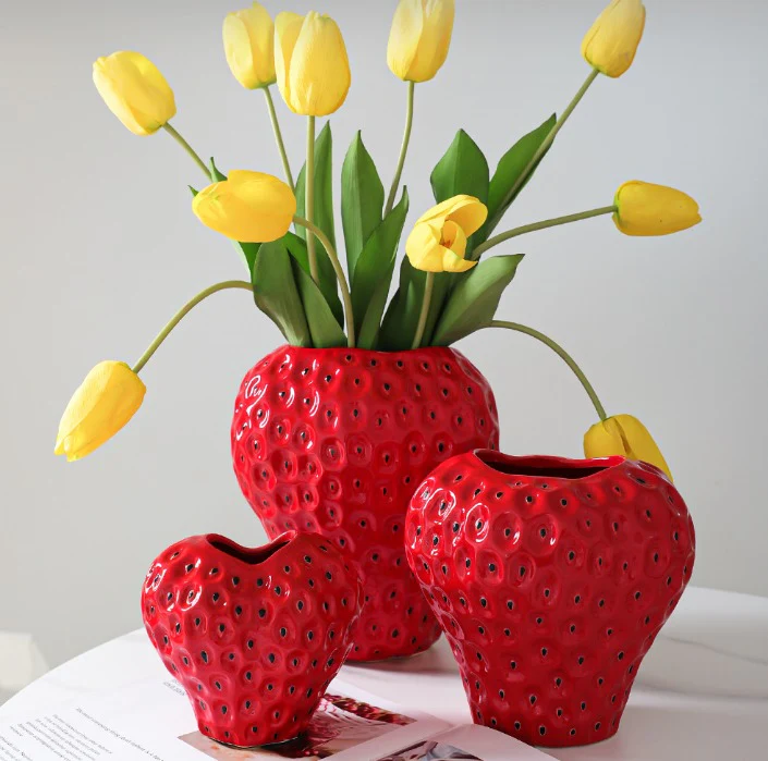 Erdbeer-Deko Vase aus Keramik – Perfekt für Blumen & Tischdeko - Image 11