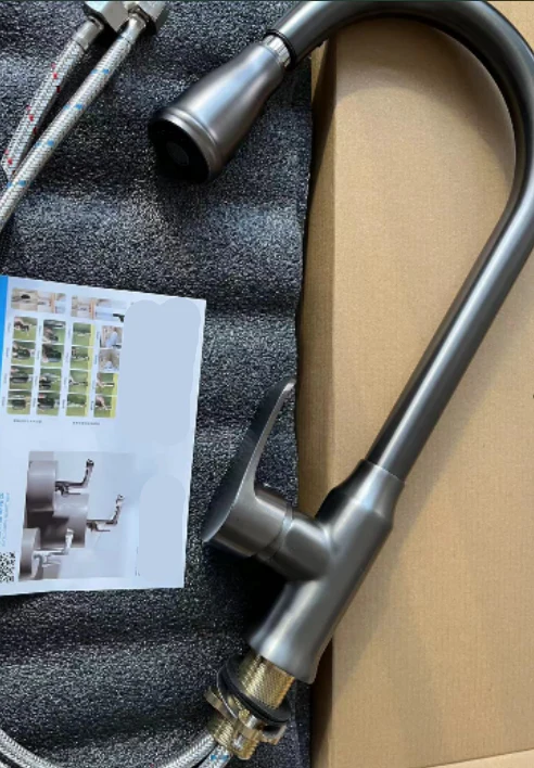 Intelligente Küchenarmatur mit Ausziehbrause für innovative Küchen - Image 2