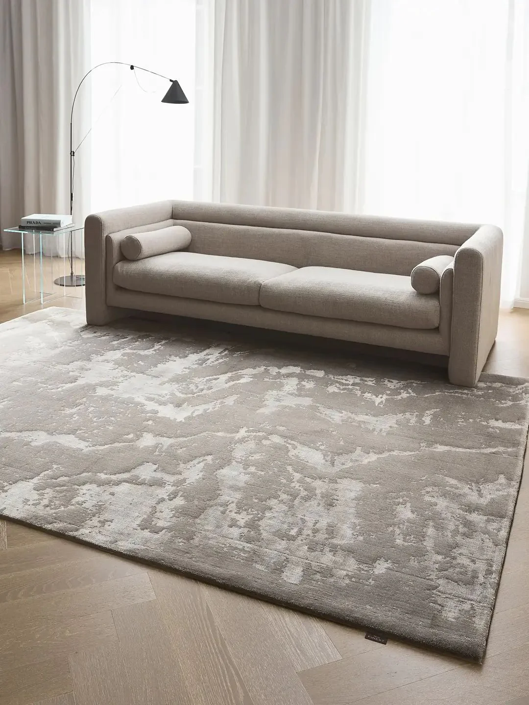 Grauer Viskose Teppich Wohnzimmer - Image 4