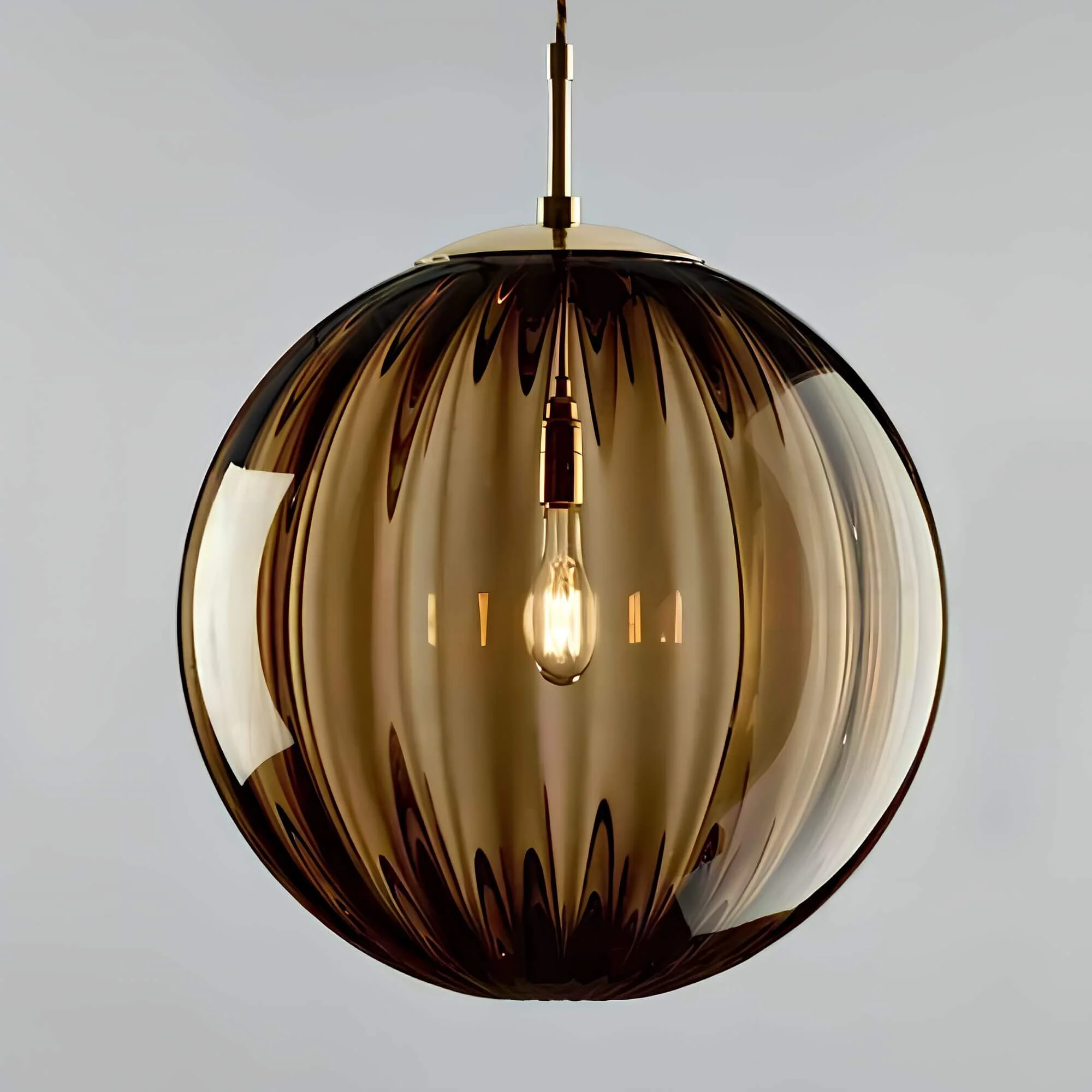 Energieeffiziente LED-Pendelleuchte für zeitloses Ambiente - Image 8