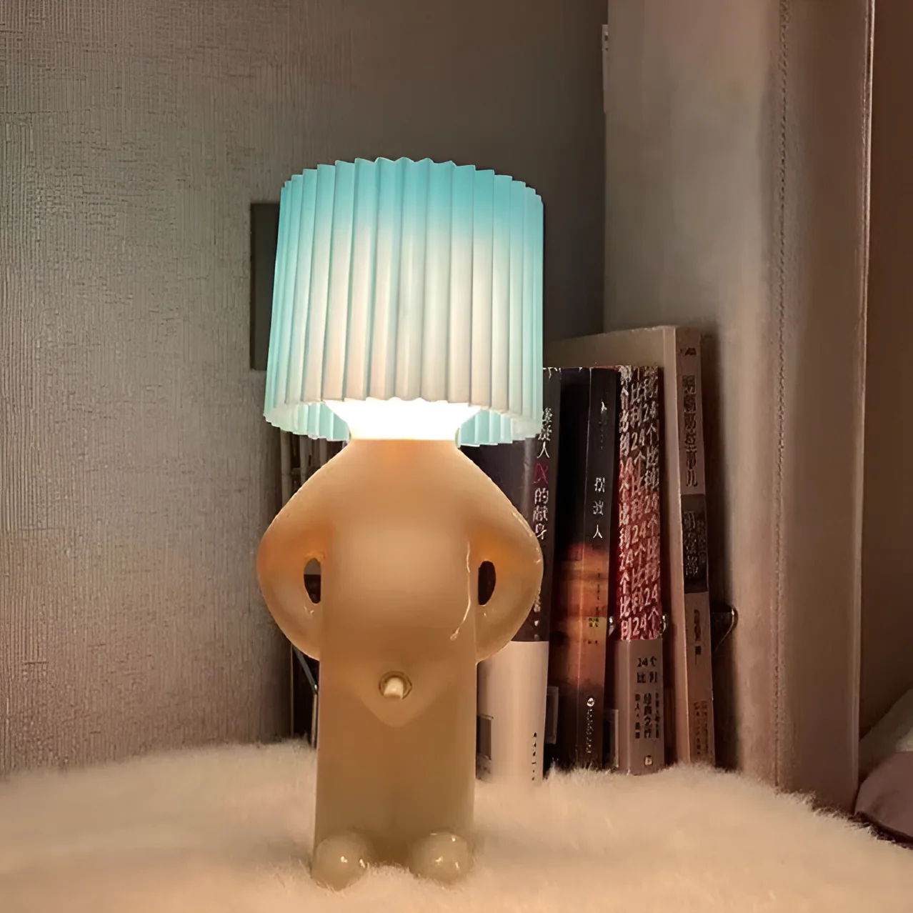 Kreative LED Tischlampe Shy Boy - Image 10