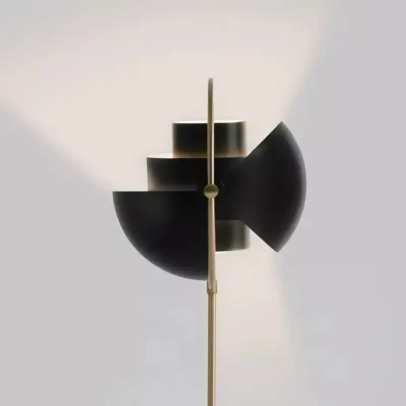 Mehrflammige skulpturale Metall-Tischleuchte - Image 8