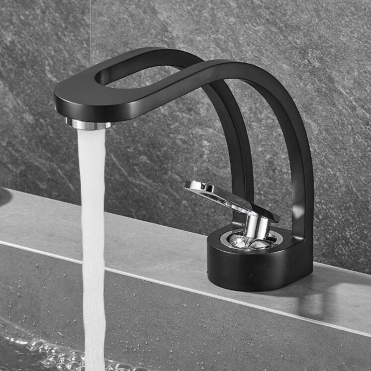 Gebogene Premium-Armatur fürs Bad – Innovatives Dual-Channel-System & edles Design - Image 14