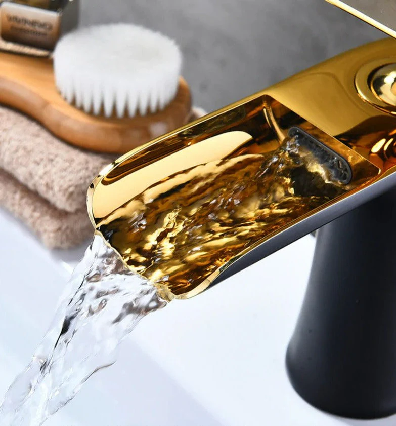 Moderne Wasserfall-Badezimmerarmatur – Stil & Eleganz - Image 11