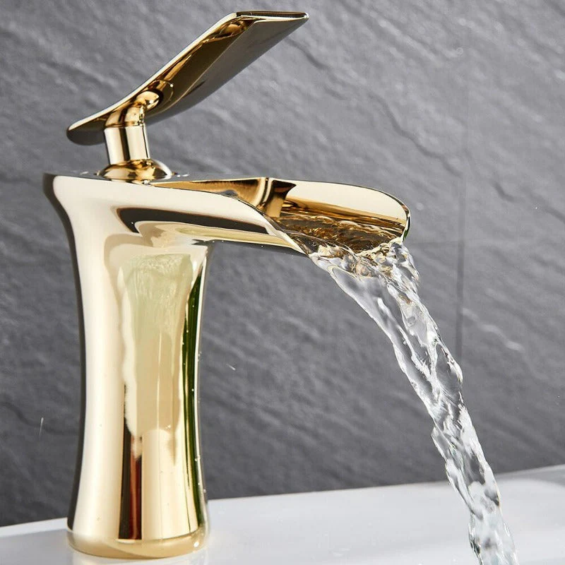 Moderne Wasserfall-Badezimmerarmatur – Stil & Eleganz - Image 6
