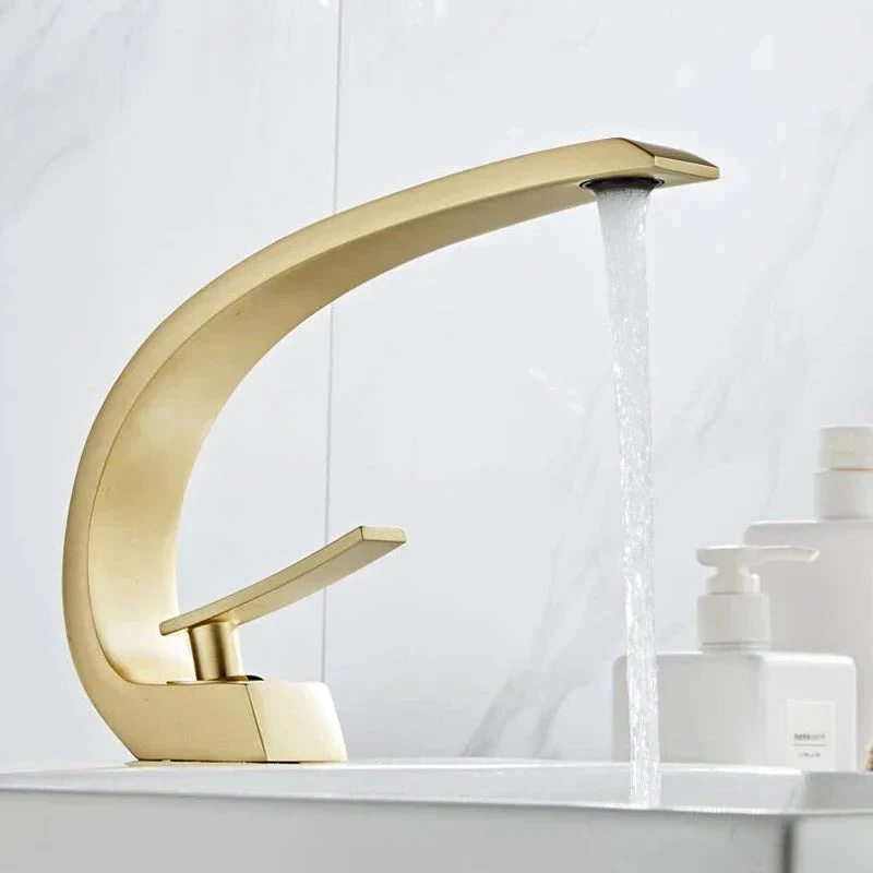 Moderner Badezimmer-Wasserhahn – Stilvoll & Funktional - Image 10