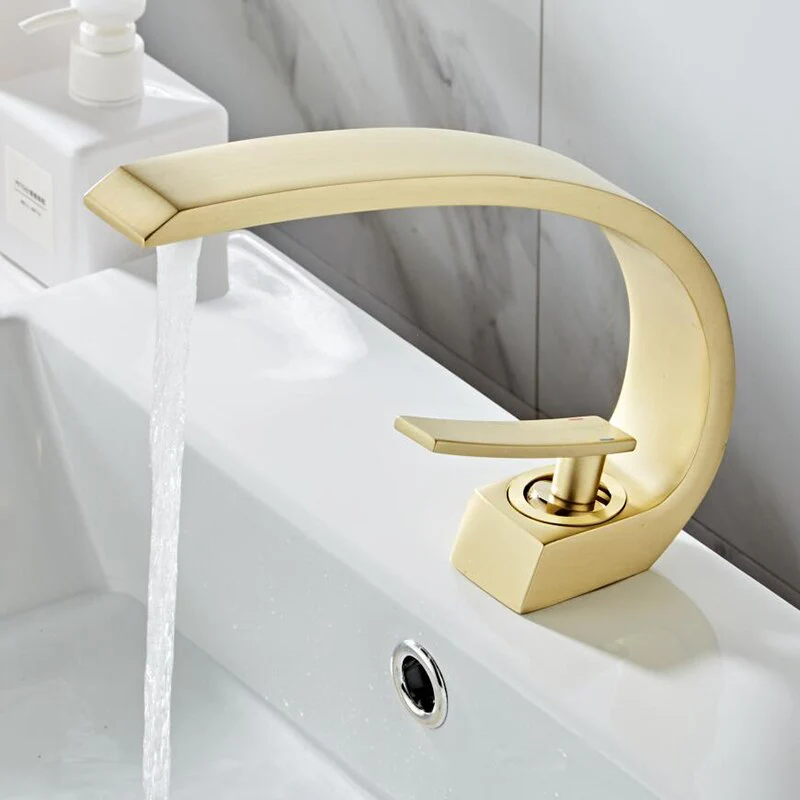 Moderner Badezimmer-Wasserhahn – Stilvoll & Funktional - Image 11