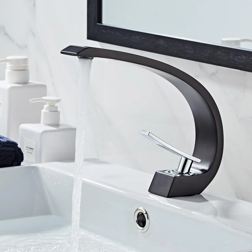 Moderner Badezimmer-Wasserhahn – Stilvoll & Funktional - Image 20
