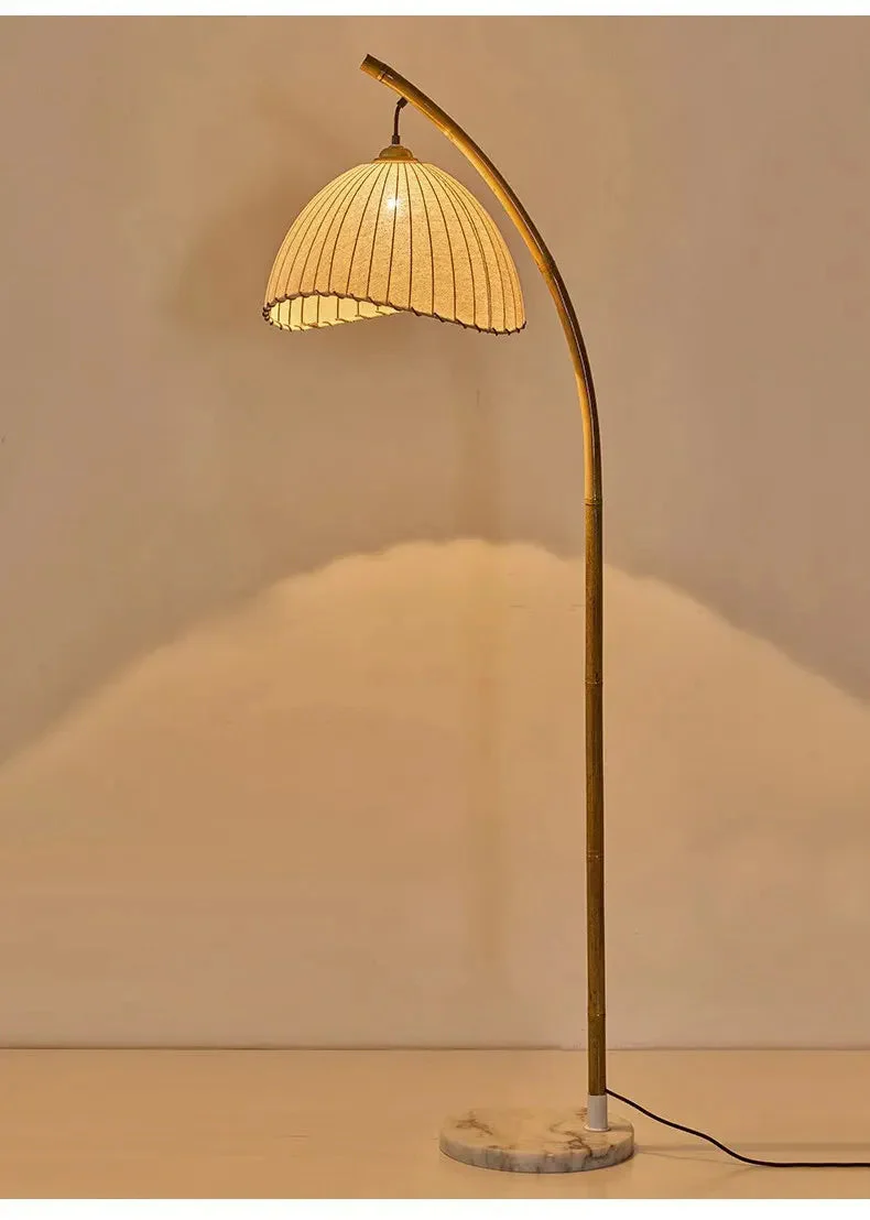 Vintage Bambus-Stehlampe – Retro-Design mit warmem Licht - Image 12