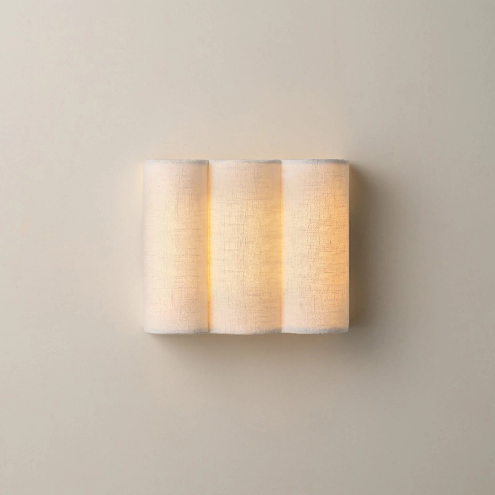 Wandleuchte mit gewelltem Leinenmuster - Image 3